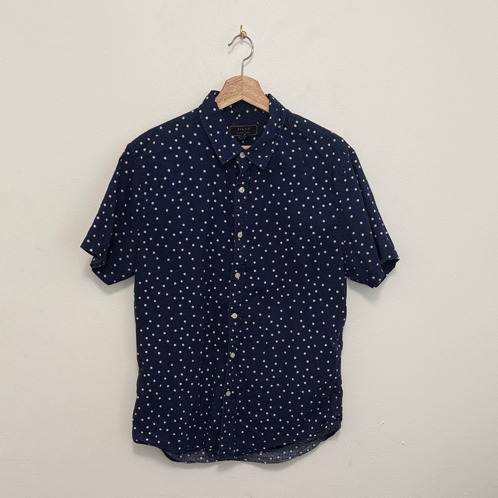 21 Men Blue Polka Dot Short Sleeve Button Down Shirt